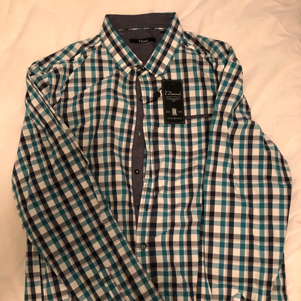 7 Diamonds button down